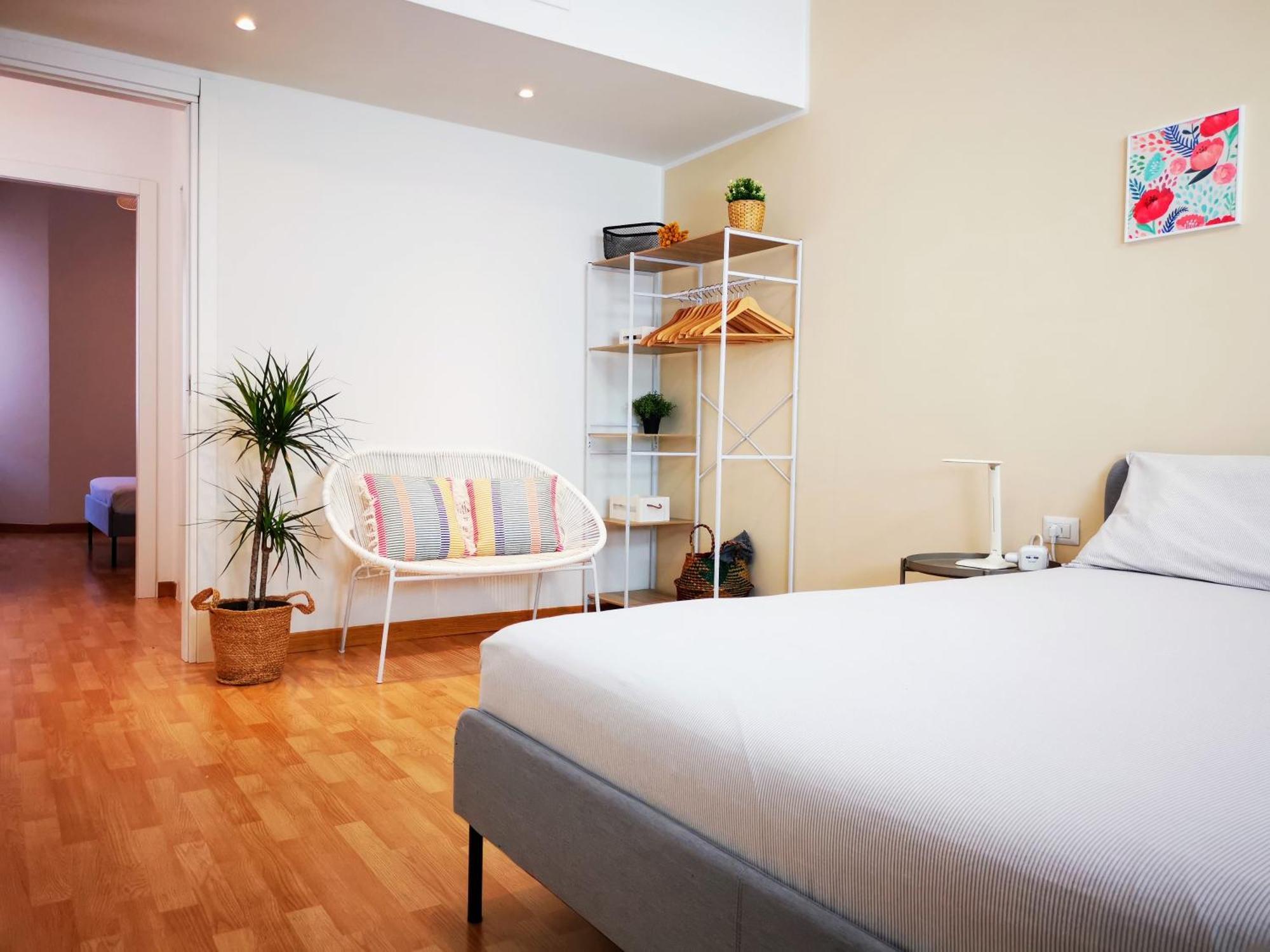 Spacious Apartment 50 Meters From The Metro Milano Eksteriør bilde
